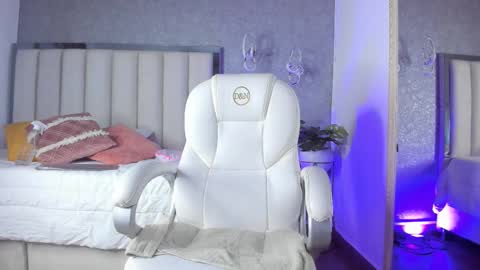 pamplemusa_ online show from February 27, 11:32 am