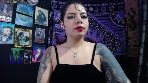       online show from March 28, 2:33 am