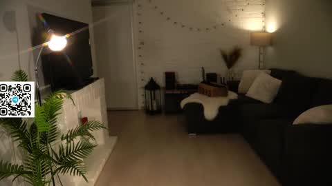 Kristina Kriss online show from April 8, 5:15 pm