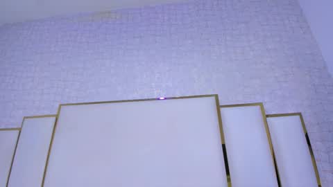 Paola  online show from January 12, 11:59 am