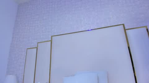 Paola  online show from November 23, 11:45 am