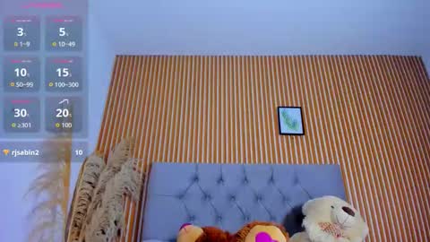 paola online show from March 14, 2:23 am