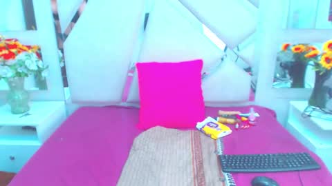 paris_squirtt online show from January 31, 9:24 pm