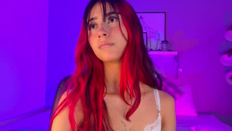 PARIS online show from January 10, 7:40 pm