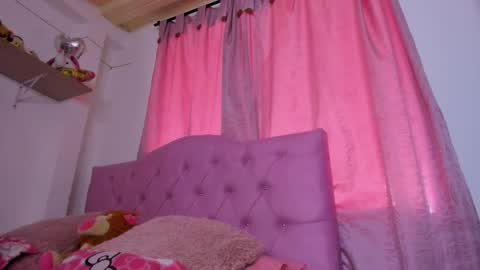 Paris online show from November 29, 7:18 pm