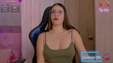 Paris online show from March 6, 6:58 pm