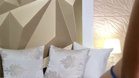 passionmacoll online show from February 20, 6:19 am