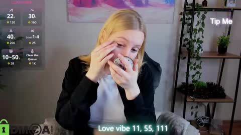 patr1cia_hart online show from January 7, 1:09 am