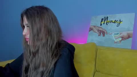 Snapshot of patricia_cox chatting on December 10, 9:54 pm Patricia GMT2 Wed-Thu 5-11am Sat-Mon 5-11am online show from December 10, 9:54 pm