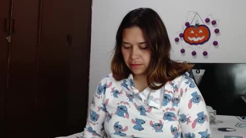 PAULA online show from November 14, 4:23 am