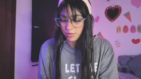 Paula  online show from April 1, 4:02 am