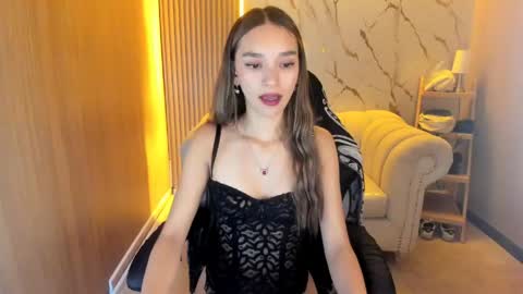 PAU online show from April 13, 1:34 pm