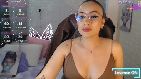 paulina online show from May 28, 5:00 pm