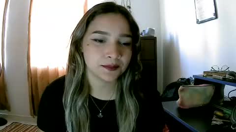 paulina_x_x online show from July 14, 4:00 pm