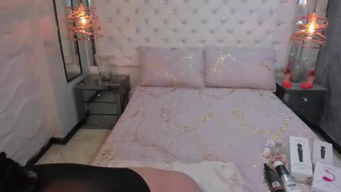 paulinabelen21 online show from February 28, 3:26 am