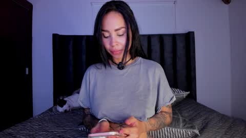 Paulina soto online show from March 13, 5:42 am