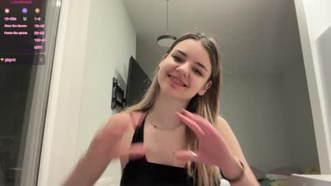 Peachy online show from April 15, 6:08 pm