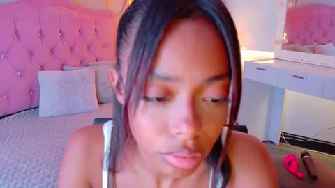 peneelopeecute online show from June 5, 7:09 pm