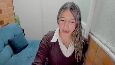 Penelope online show from March 5, 8:48 pm