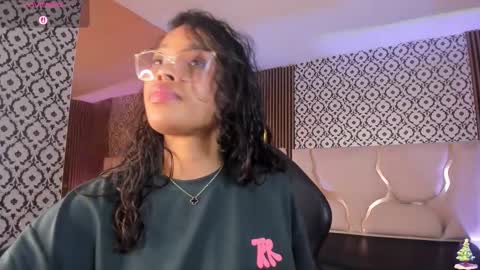 penelope online show from December 23, 3:43 am