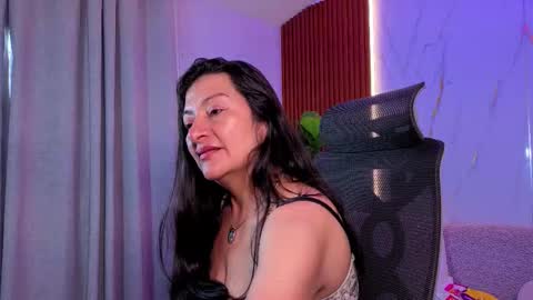 Penelope online show from December 2, 9:28 pm