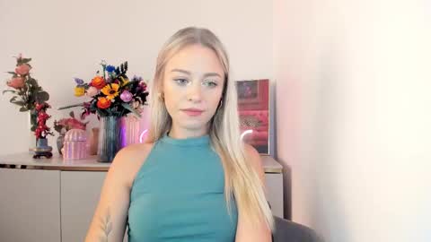 Cindy online show from September 24, 5:28 am