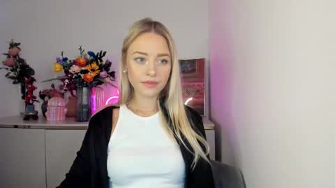 Cindy online show from October 3, 5:56 am