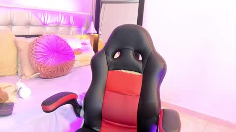 Lizza online show from March 3, 11:36 am