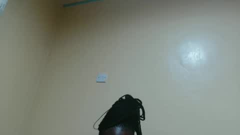 petite_bunni online show from May 24, 11:25 pm