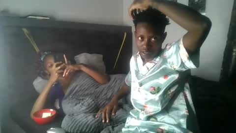 petite_queen69 online show from June 18, 12:56 am
