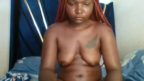 petite_shan online show from March 18, 6:40 am