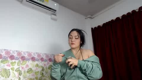 Snapshot of philippinesasian06 chatting on February 12, 10:04 pm philippinesasian06 online show from February 12, 10:04 pm