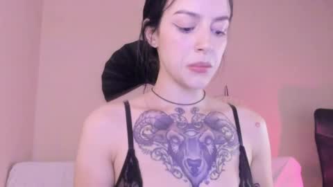 phoenixx_x online show from April 12, 11:50 pm