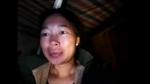 phuong_vietnam online show from April 1, 11:57 pm