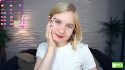 Hann G. Jones online show from November 17, 4:46 am