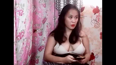 pinay_mama_milkbigboobs online show from February 14, 3:54 am