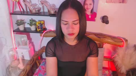 Snapshot of pinay_shawnx chatting on February 2, 12:13 pm pinay_shawnx online show from February 2, 12:13 pm