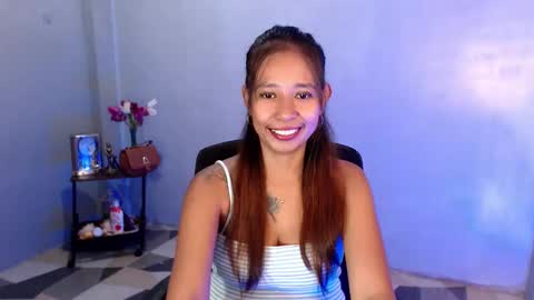 pinaymorena_renelda online show from November 11, 3:13 am