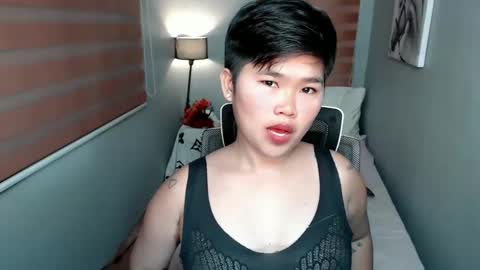 Snapshot of pinayprincesslyn chatting on January 9, 1:24 pm Lyn the Lesbian online show from January 9, 1:24 pm