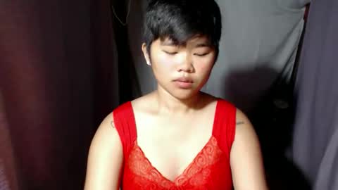 Lyn the Lesbian online show from November 6, 9:32 pm