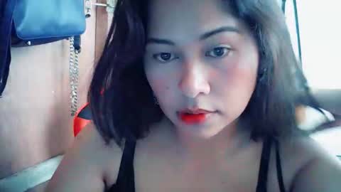 Snapshot of pinaysunday chatting on October 6, 5:13 am pinaysunday online show from October 6, 5:13 am