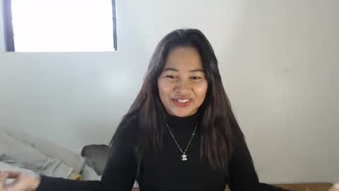 Snapshot of pinaysunday chatting on January 7, 8:13 am pinaysunday online show from January 7, 8:13 am