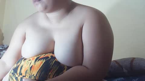 pinaysweet_couple online show from December 22, 8:39 am