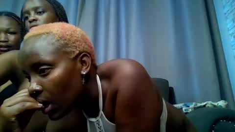 pinkyy online show from July 16, 1:05 pm
