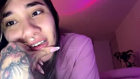 KELLY  online show from November 26, 1:17 am