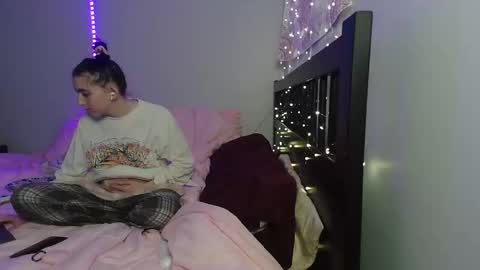 pink_tv online show from December 22, 2:47 am