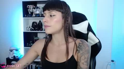 Emily online show from November 9, 8:27 pm