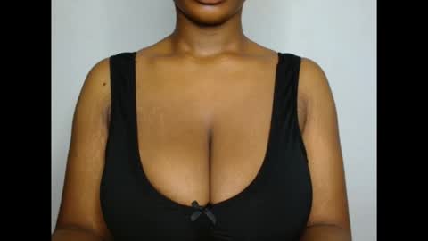 pinkxsugar online show from February 20, 6:26 am