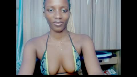 Ella online show from July 6, 10:42 am