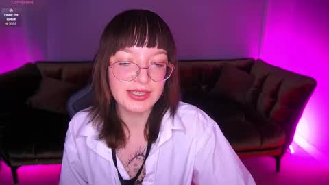 pixiepeachh online show from November 4, 10:26 pm